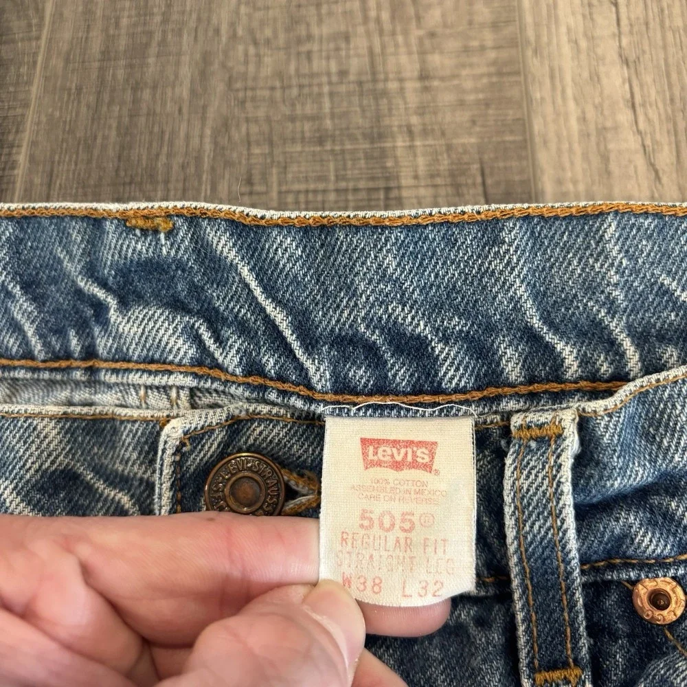 Vintage Levi's 505 Orange Tab Regular Fit 38x32 Measures (36x28) Light Fade Wash